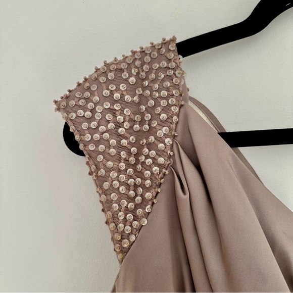 Melanie Lyne one shoulder metallic grey dress - Picture 2 of 6